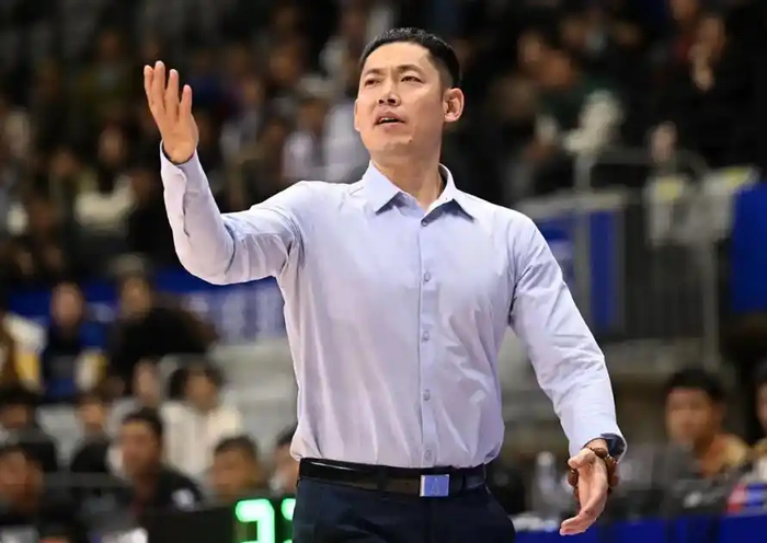 500万网彩票-张庆鹏下课？北控2人被弃用，1后卫+1前锋，沈梓捷被质疑摸鱼|北控男篮|张帆|男篮|球队|篮板_新浪体育_新浪新闻